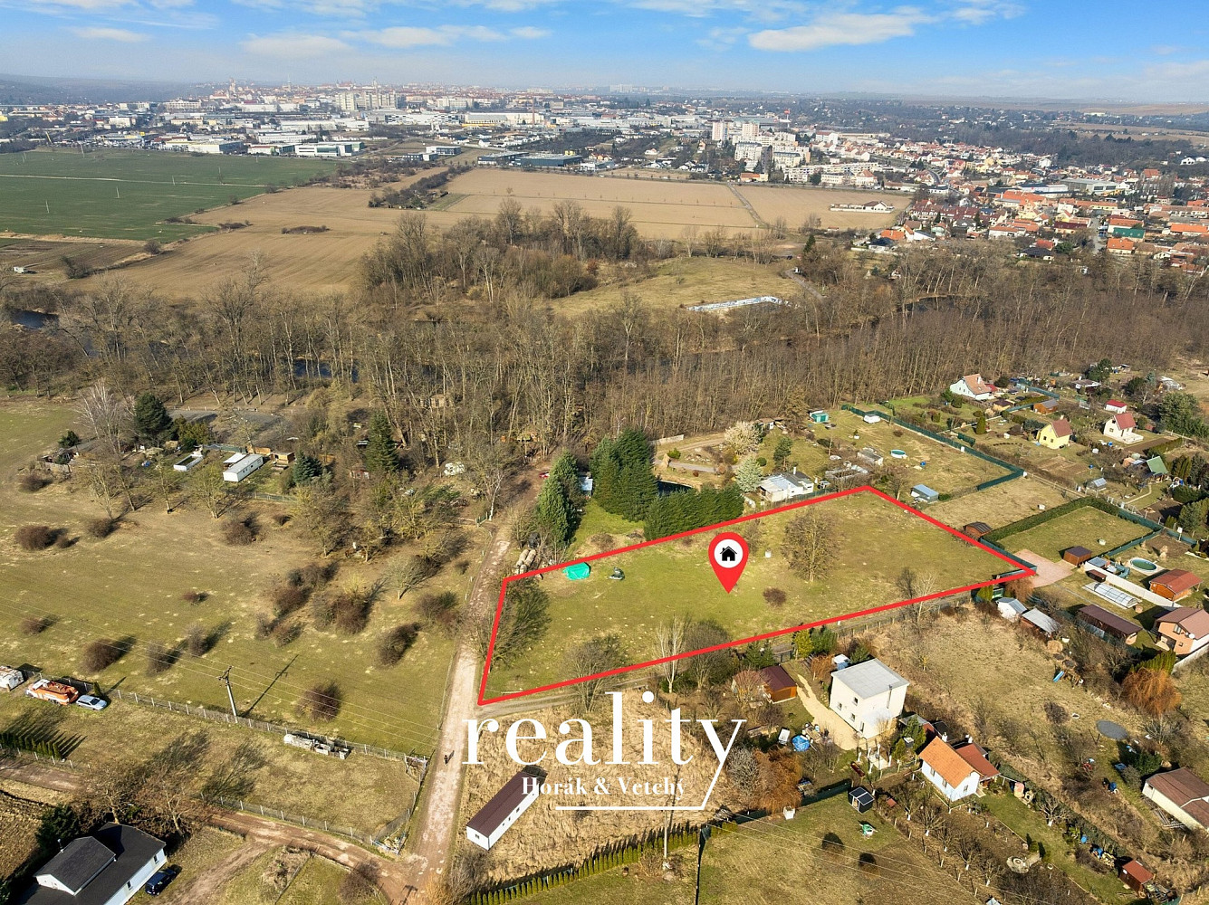 Prodej specifického pozemku 2 018 m², Znojmo - Oblekovice – pohled 2
