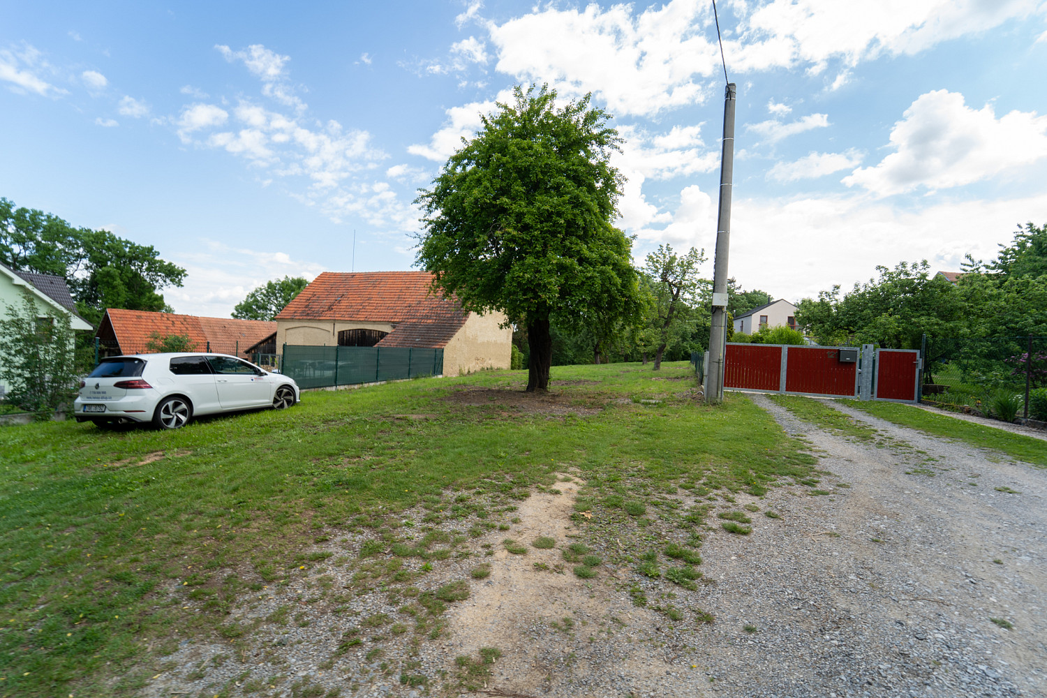 Prodej stavebního pozemku 1 774 m² – fotografie 4