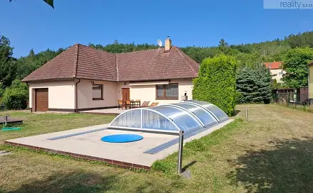 Prodej domu 200 m² s pozemkem 1 427 m², Pnětluky - Konětopy, okres Louny
