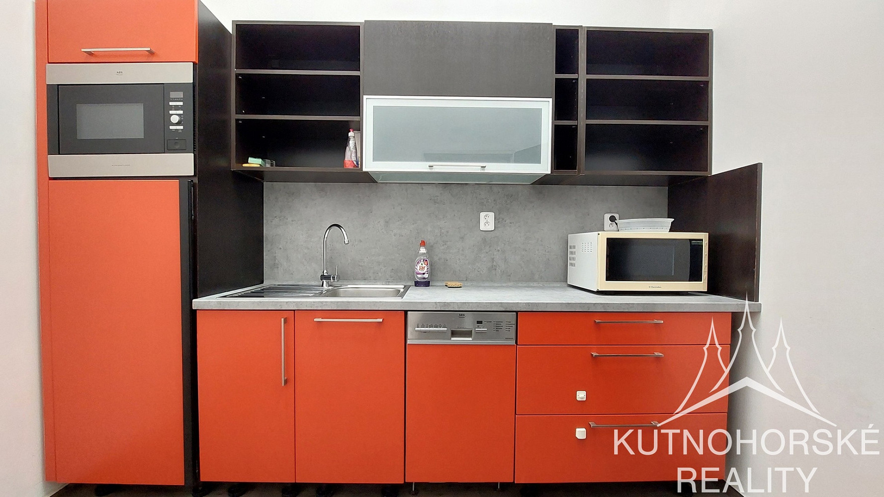 Pronájem kanceláře 43 m² – fotografie 5