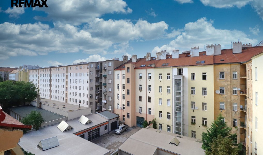 Pronájem bytu 2+kk 40 m², Praha – náhled fotky 11