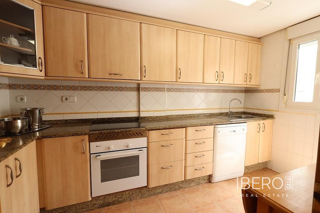 Prodej domu 164 m² s pozemkem 150 m² - Més