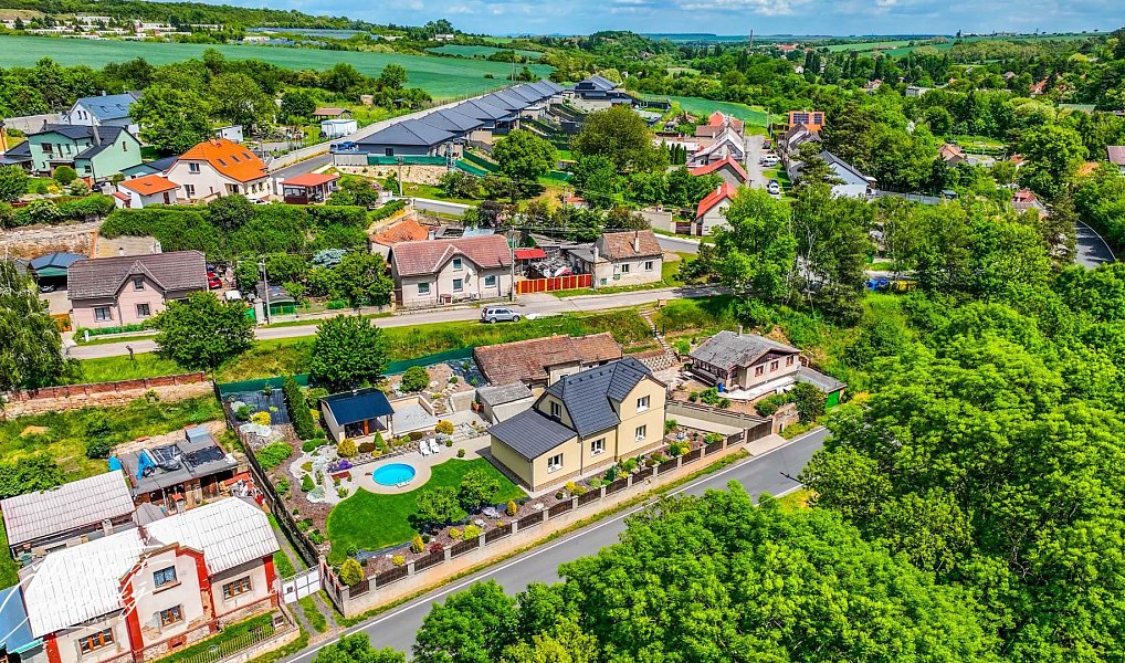 Prodej domu 171 m² s pozemkem 1 155 m², Podlešín – náhled fotky 12