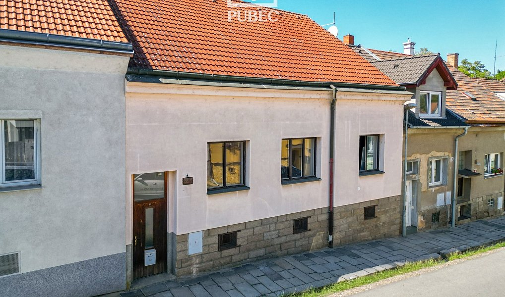 Prodej domu 317 m² s pozemkem 674 m², Plzeň – náhled fotky 2