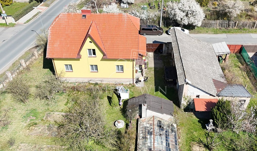 Prodej domu 240 m² s pozemkem 1 084 m², Dřísy – náhled fotky 4