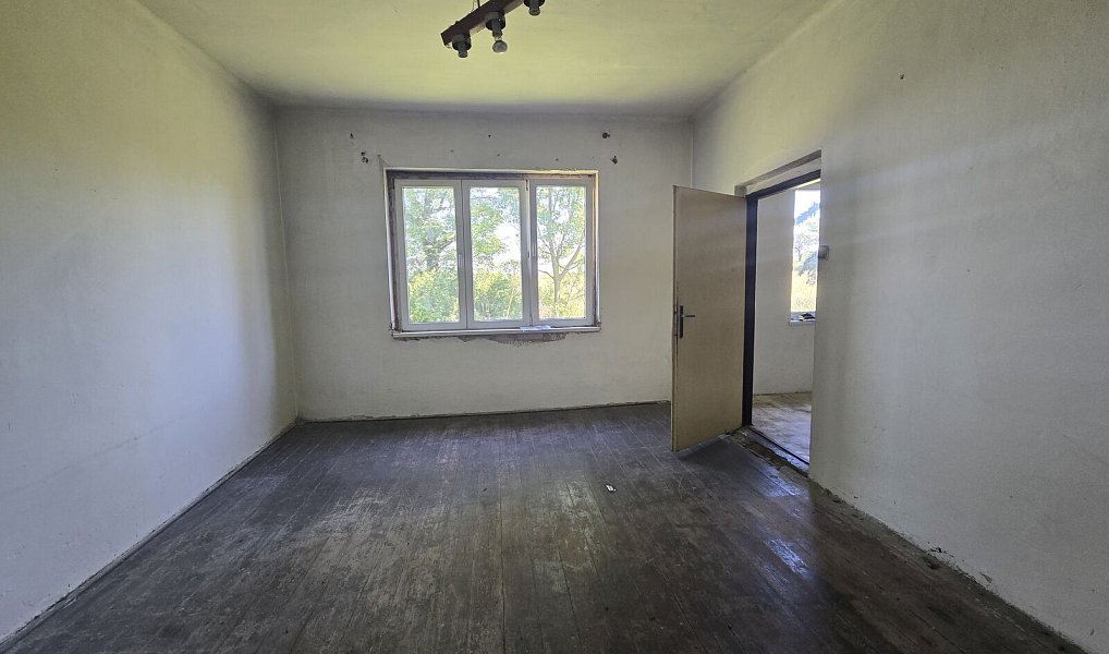 Prodej domu 130 m² s pozemkem 1 730 m², Žatec – náhled fotky 8