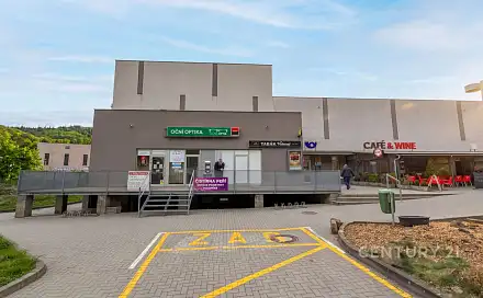 Pronájem obchodních prostor 140 m², Nádražní, Adamov, okres Blansko