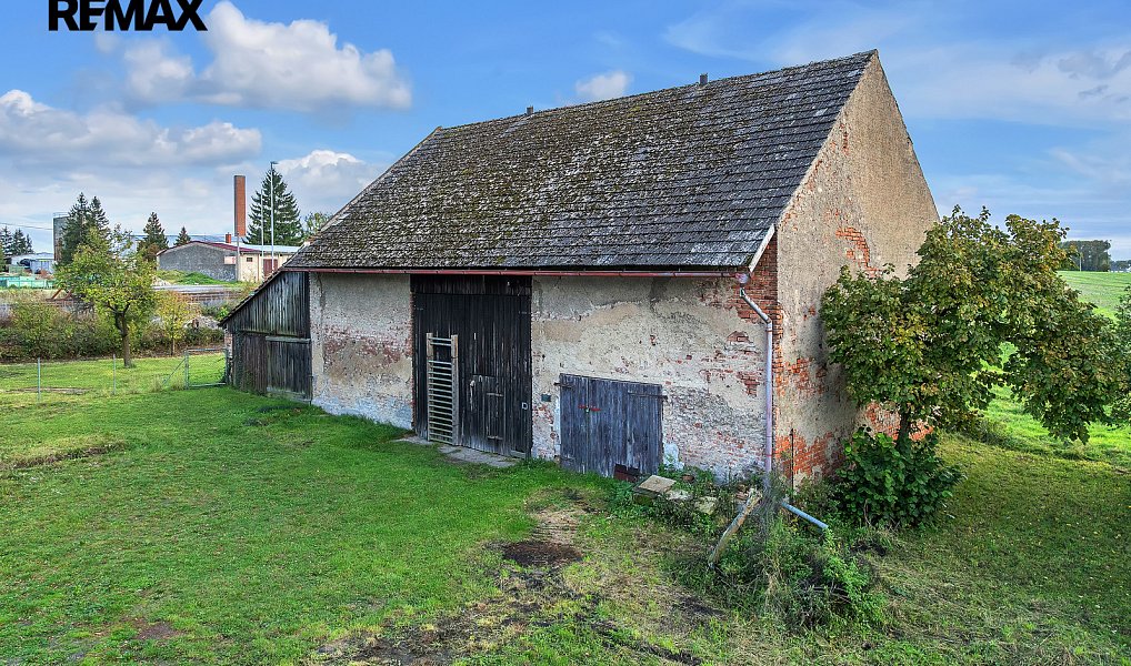 Prodej domu 370 m² s pozemkem 4 375 m², Luštěnice – náhled fotky 4