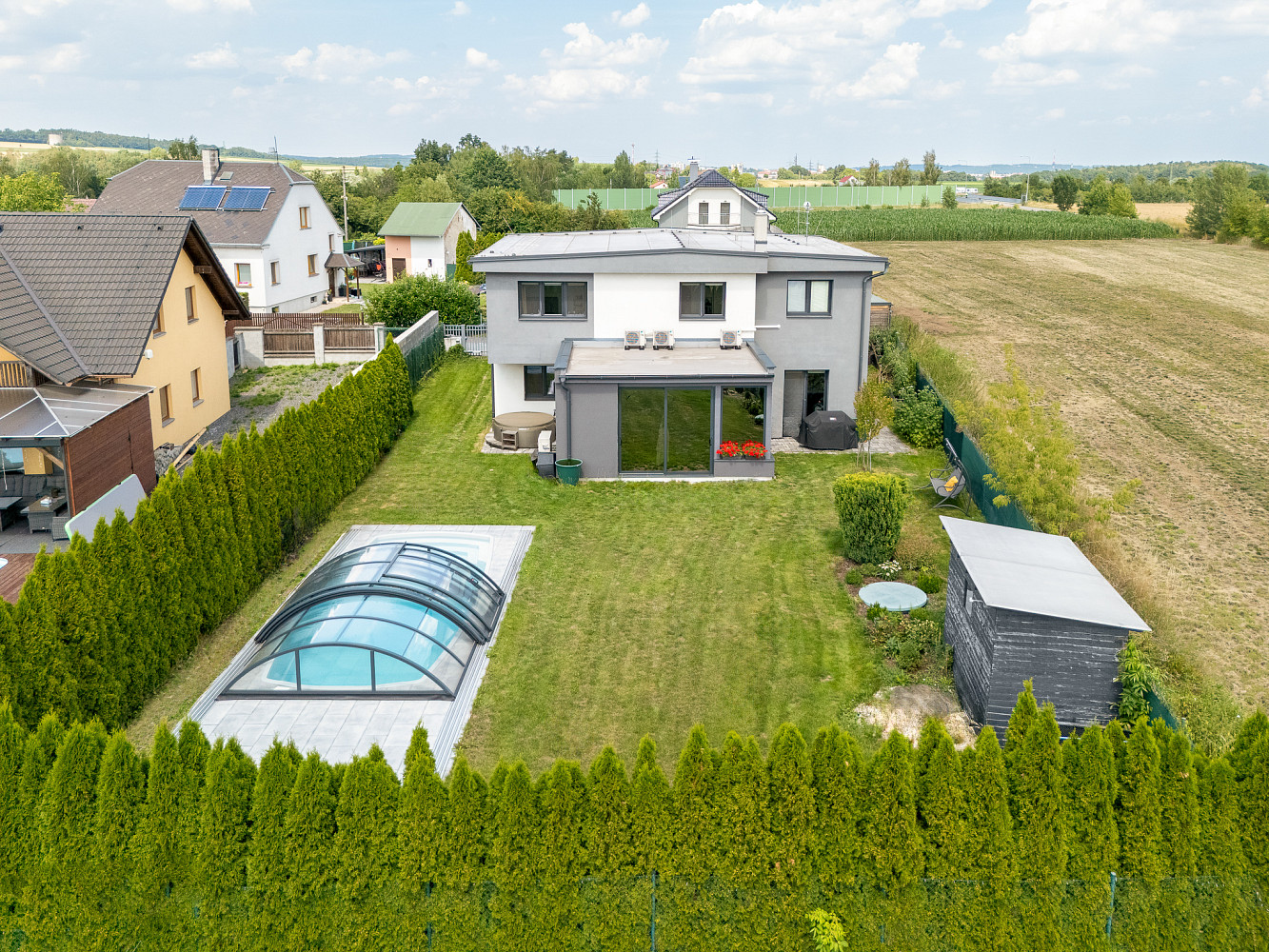 Prodej domu 241 m² s pozemkem 704 m²
