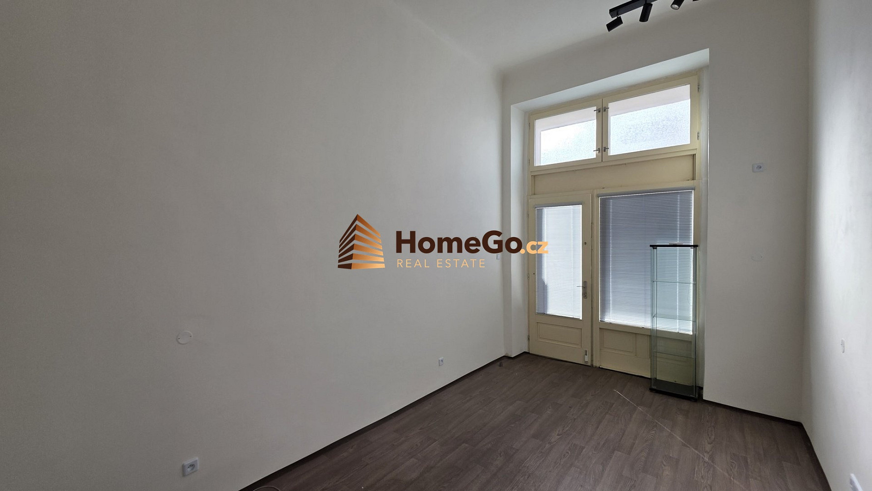 Pronájem obchodních prostor 33 m²