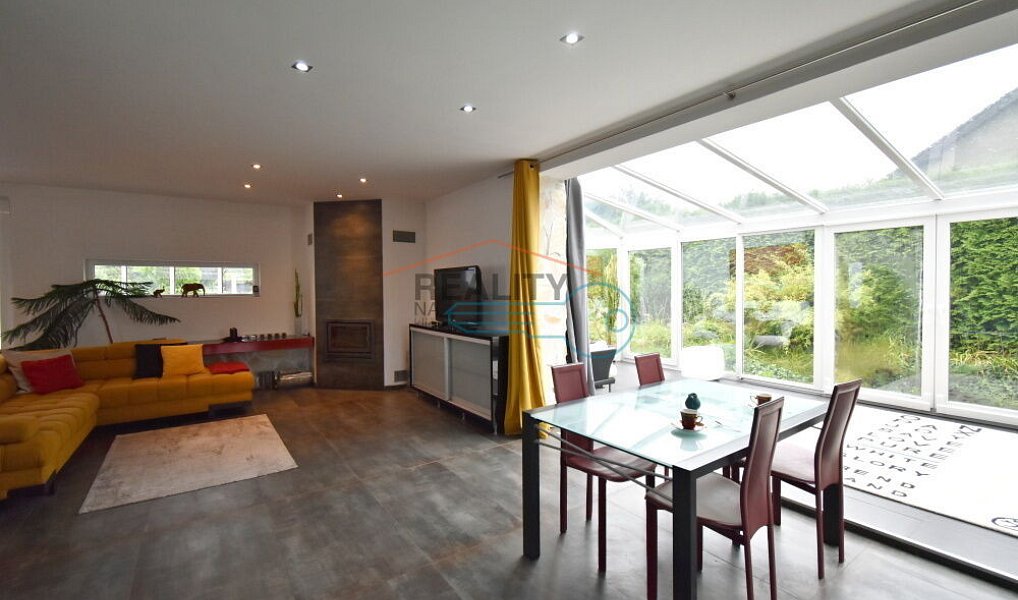 Prodej domu 170 m² s pozemkem 815 m², Vodochody – náhled fotky 8