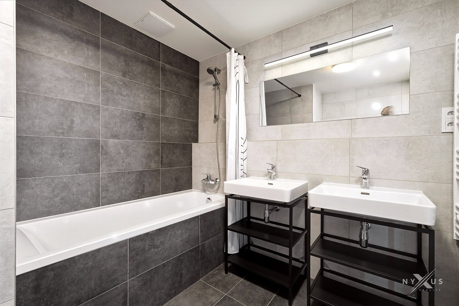 Pronájem bytu 3+kk 64 m² — photo 2