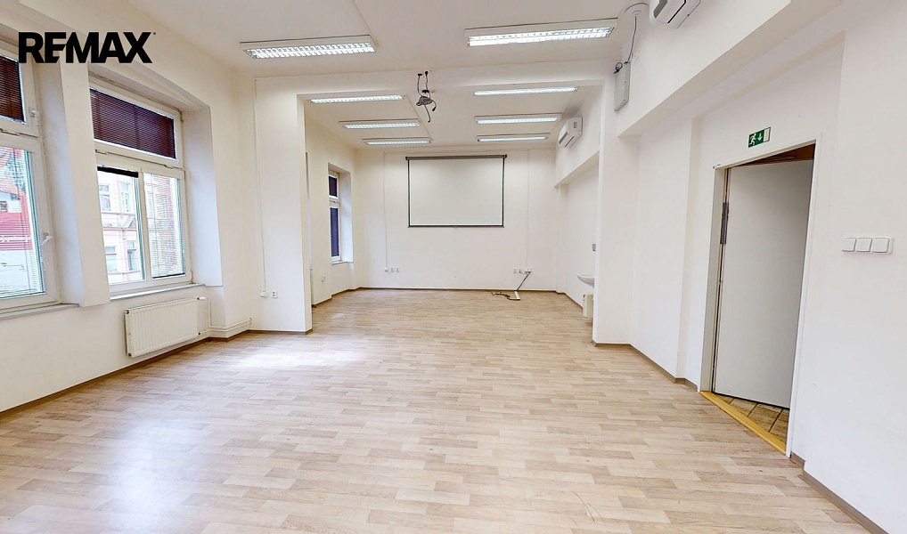 Pronájem kanceláře 649 m², Ústí nad Labem – náhled fotky 3