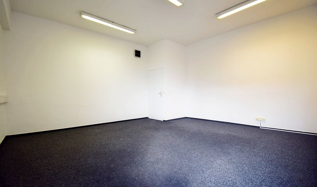 Pronájem kanceláře 58 m², Zdiby – náhled fotky 4
