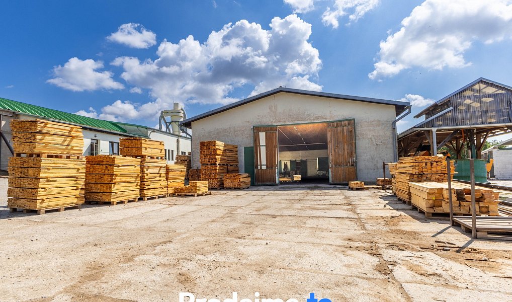 Prodej výrobních prostor 2 856 m², Kojetice – náhled fotky 2