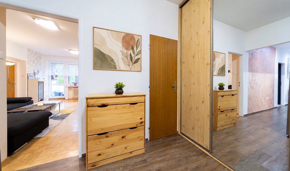Prodej bytu 3+1 90 m², Zlín – náhled fotky 2