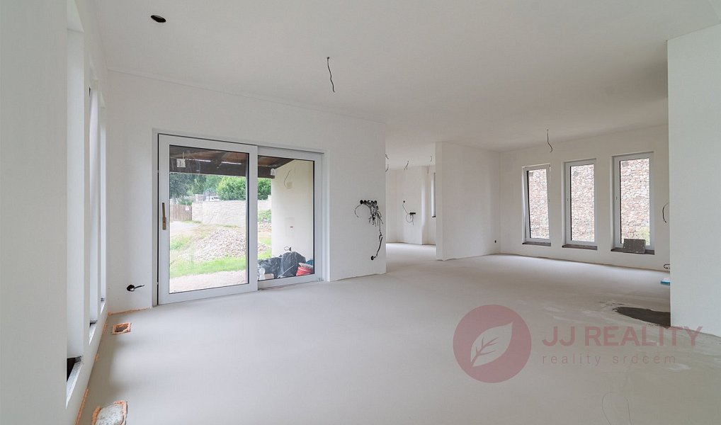 Prodej domu 209 m² s pozemkem 1 020 m², Plzeň – náhled fotky 23