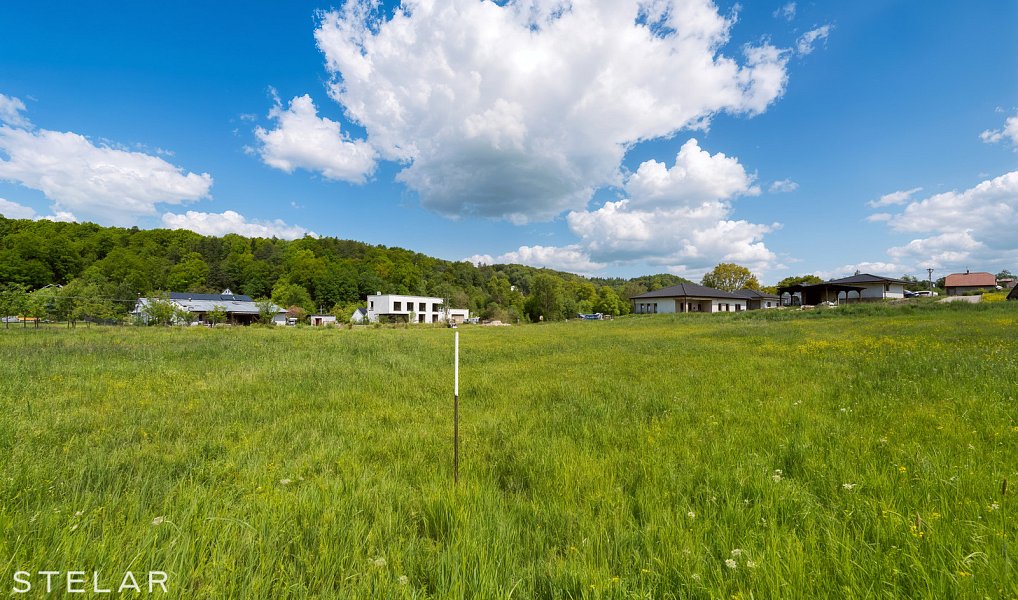 Prodej stavebního pozemku 1 875 m², Janovice – náhled fotky 5