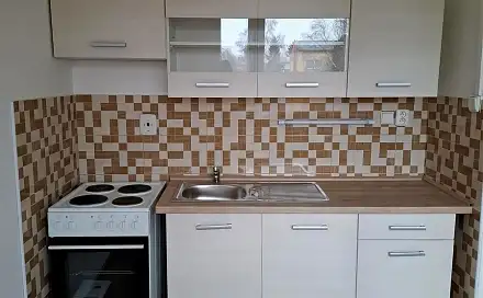 Pronájem bytu 1+kk 22 m², Osecká, Duchcov, okres Teplice