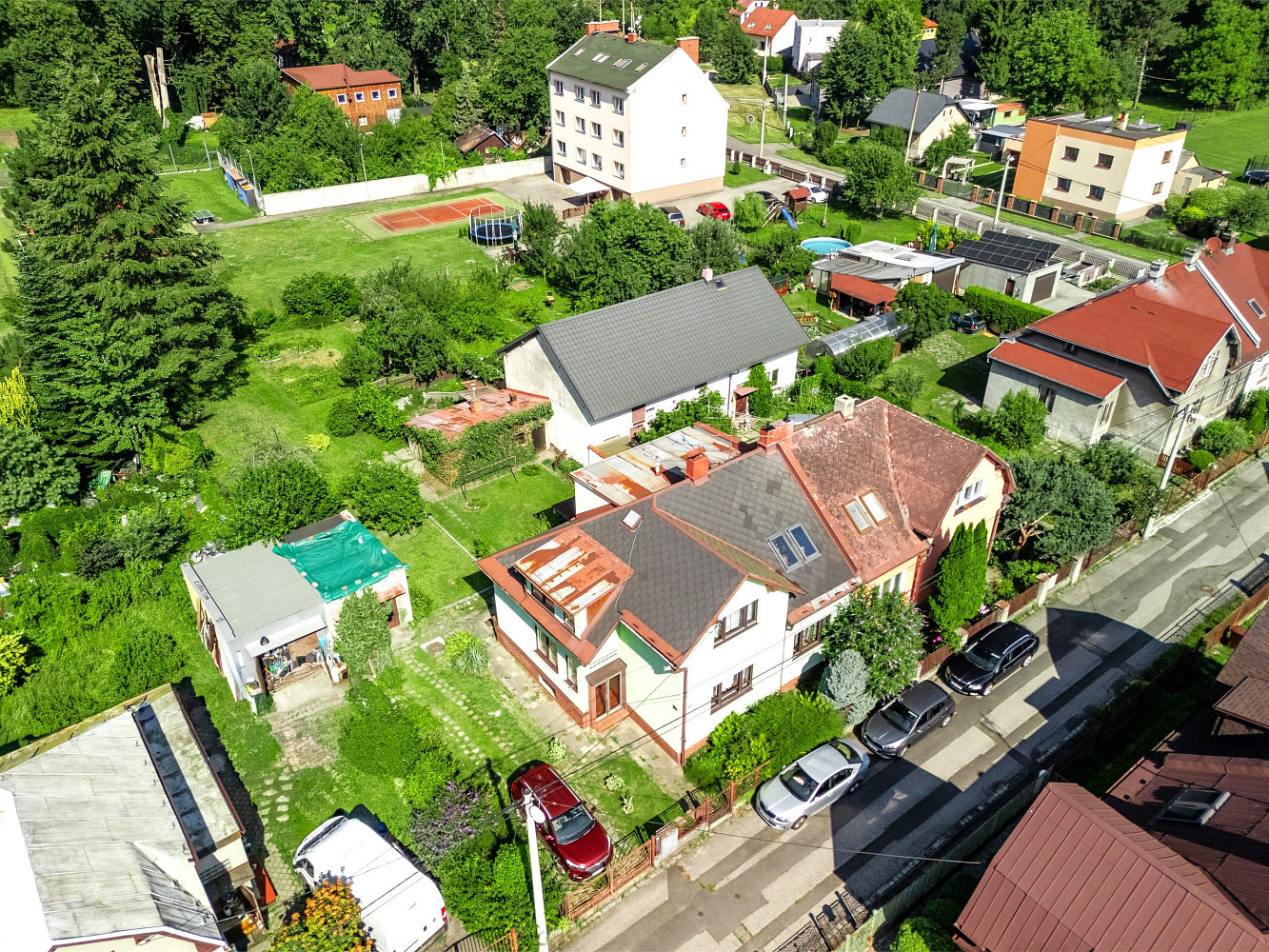 Prodej domu 170 m² s pozemkem 993 m² – fotografie 2