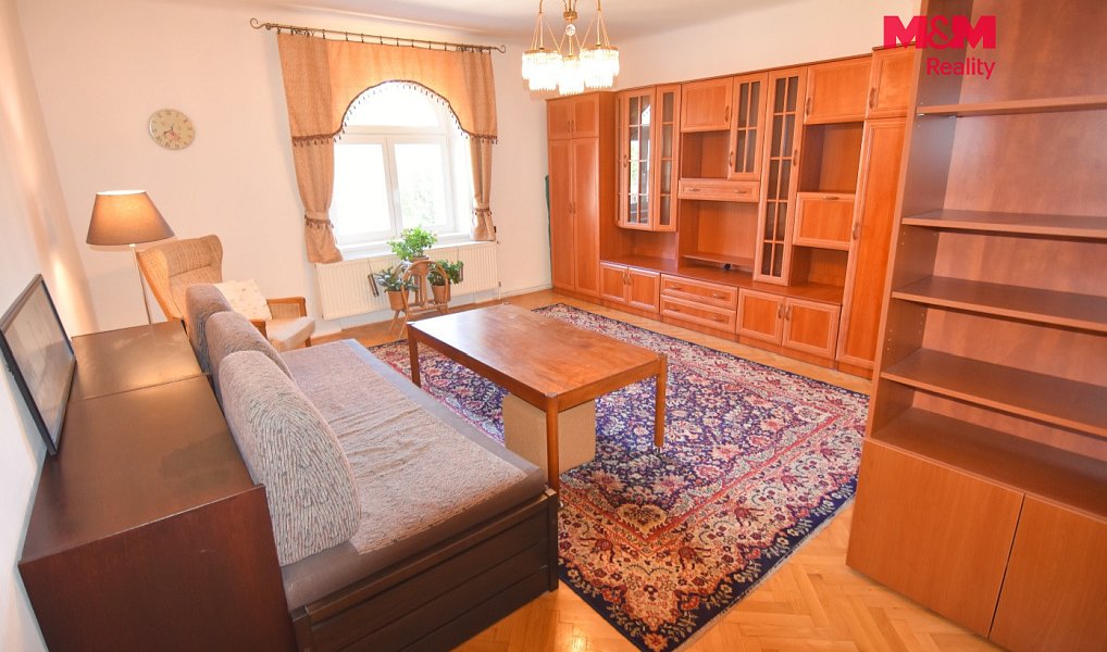 Pronájem bytu 1+1 52 m², Jičín – náhled fotky 2