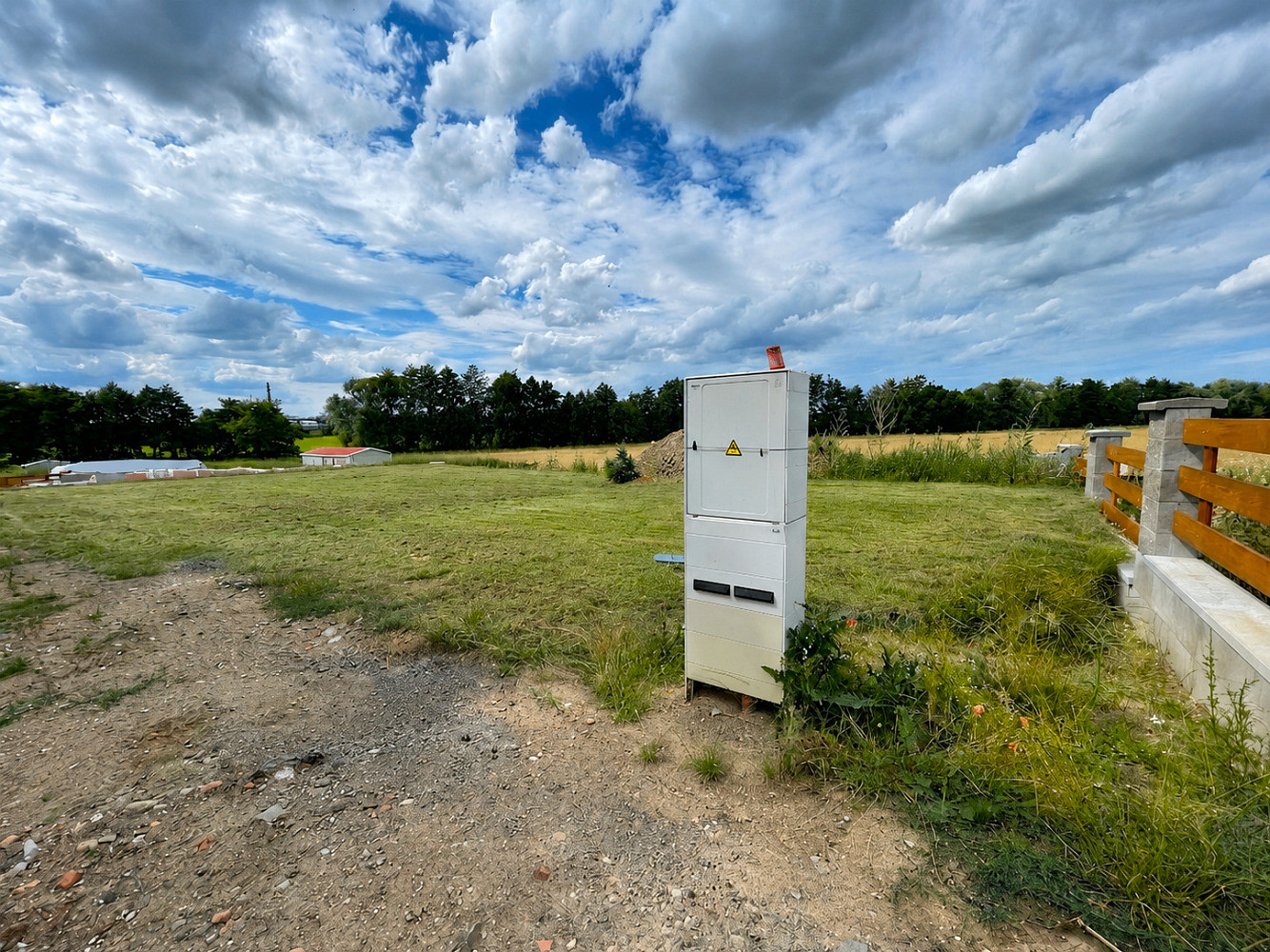 Prodej stavebního pozemku 900 m² – fotografie 5