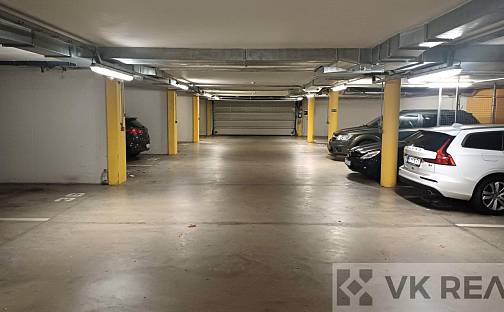 Pronájem GS, 16m2, ul. Zúžená 2400/1a, Praha 6 - Břevnov, Šlikova, Praha 6 - Břevnov