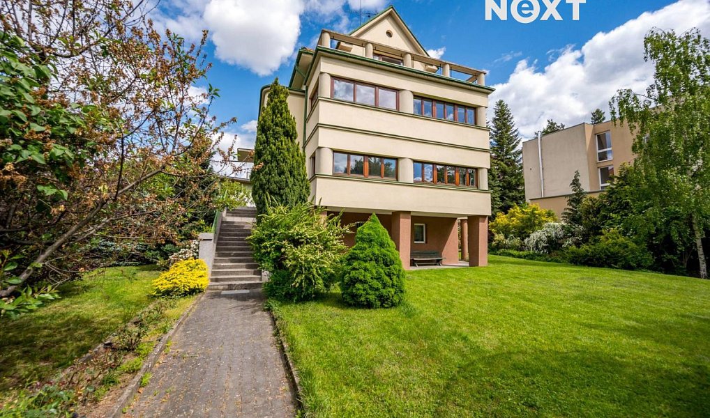 Prodej domu 300 m² s pozemkem 1 330 m², Praha – náhled fotky 3