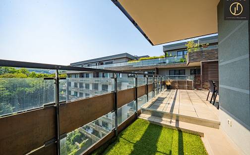 Prodej bytu 4+kk 92 m², V mezihoří, Praha 8 - Libeň