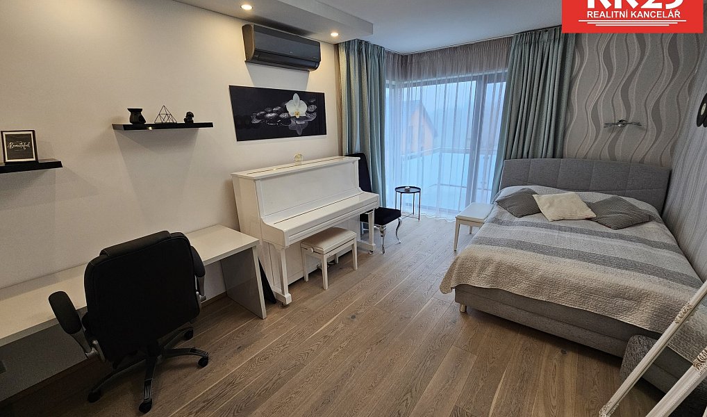 Prodej domu 187 m² s pozemkem 788 m², Velká Hleďsebe – náhled fotky 27