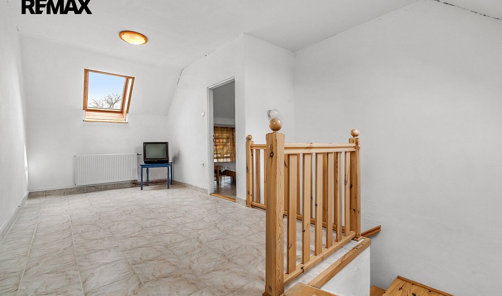 Prodej domu 240 m² s pozemkem 1 122 m², Střížovice – náhled fotky 39