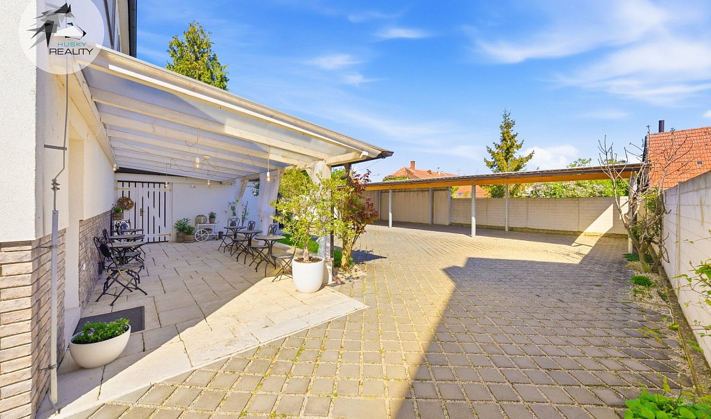 Prodej ubytovacího objektu 319 m², Valtice – náhled fotky 30