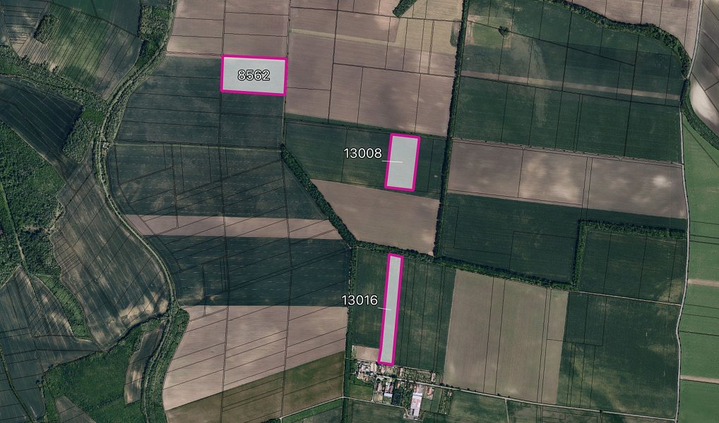 Prodej pozemku, 90356 m², Znojmo, Hrušovany nad Jevišovkou