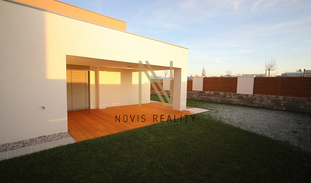 Prodej domu 233 m² s pozemkem 734 m², Klatovy – náhled fotky 13