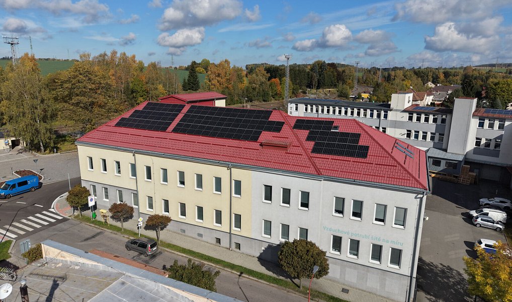 Prodej výrobních prostor 2 147 m², Hlinsko – náhled fotky 2