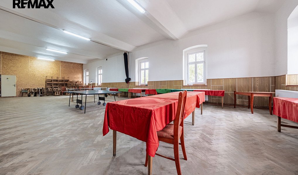 Prodej ubytovacího objektu 670 m², Zbrašín – náhled fotky 16