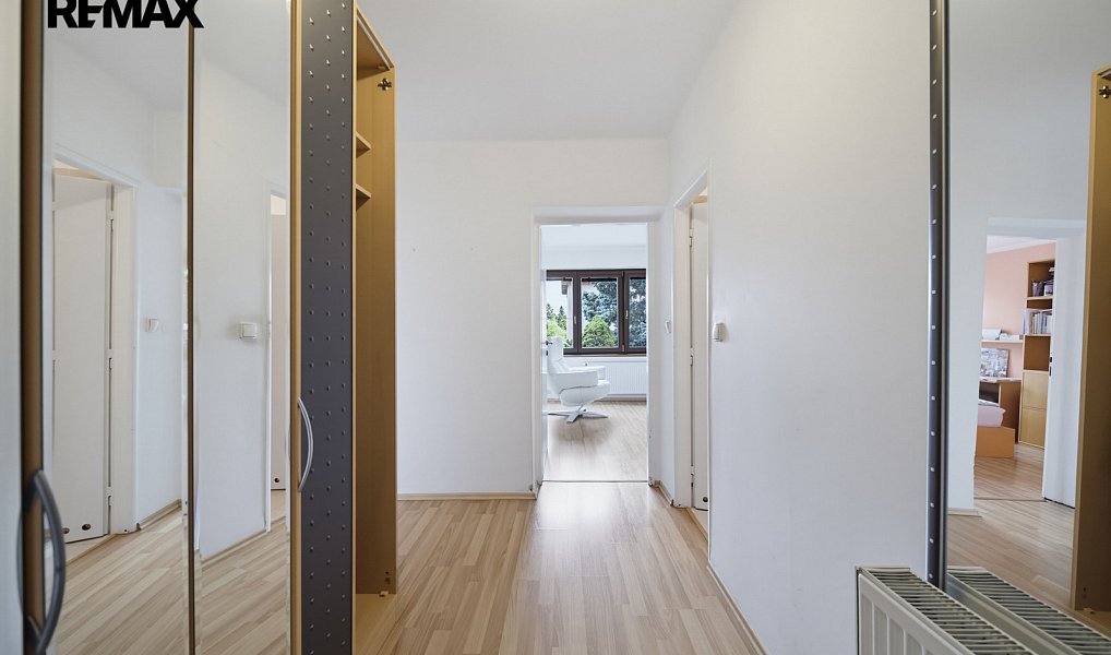 Prodej domu 209 m² s pozemkem 992 m², Praha – náhled fotky 15