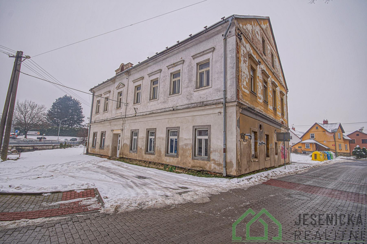 Prodej skladovacích prostor 240 m²