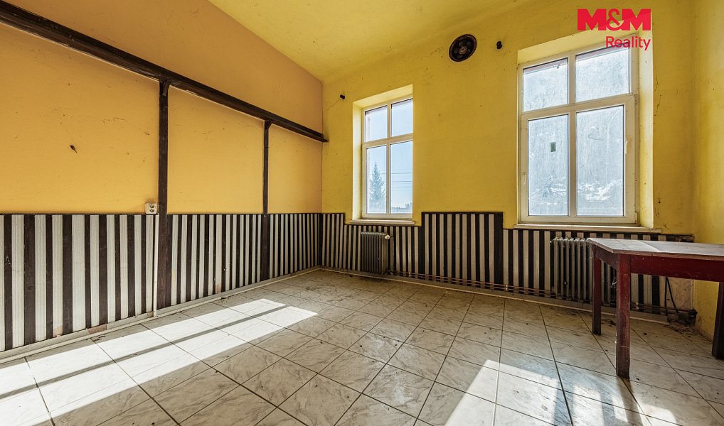 Prodej nájemního domu, činžáku 600 m², Nová Ves – náhled fotky 5