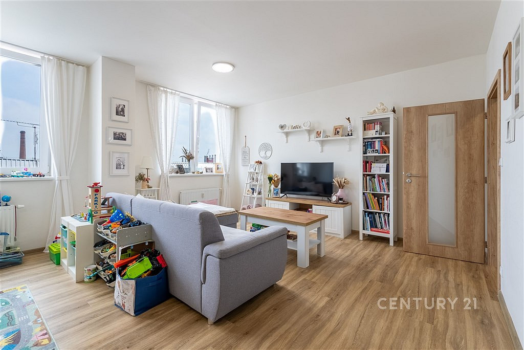 Pronájem bytu 2+kk 81 m² — photo 3