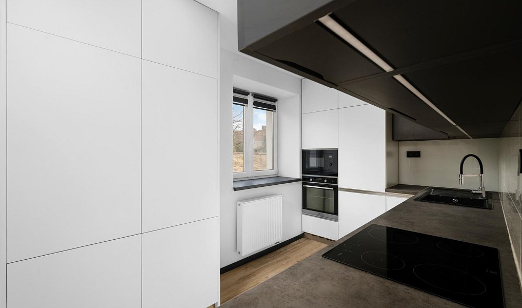 Prodej domu 411 m² s pozemkem 494 m², Bučovice – náhled fotky 2