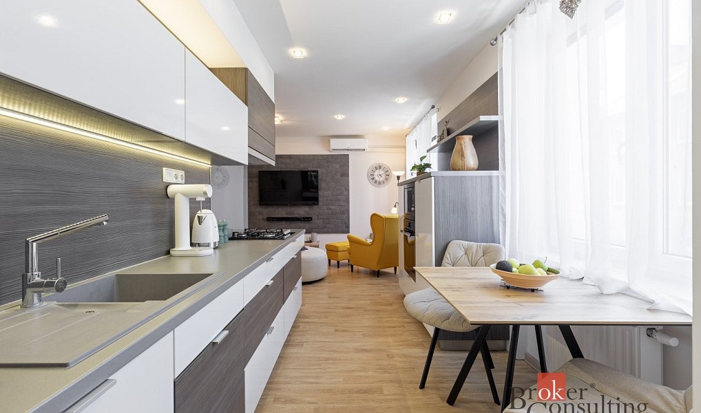 Prodej bytu 2+kk 51 m², Břeclav – náhled fotky 6