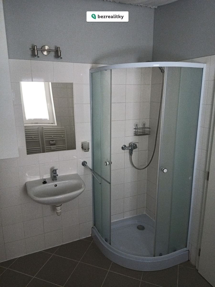 Prodej domu 240 m² s pozemkem 800 m² – fotografie 2