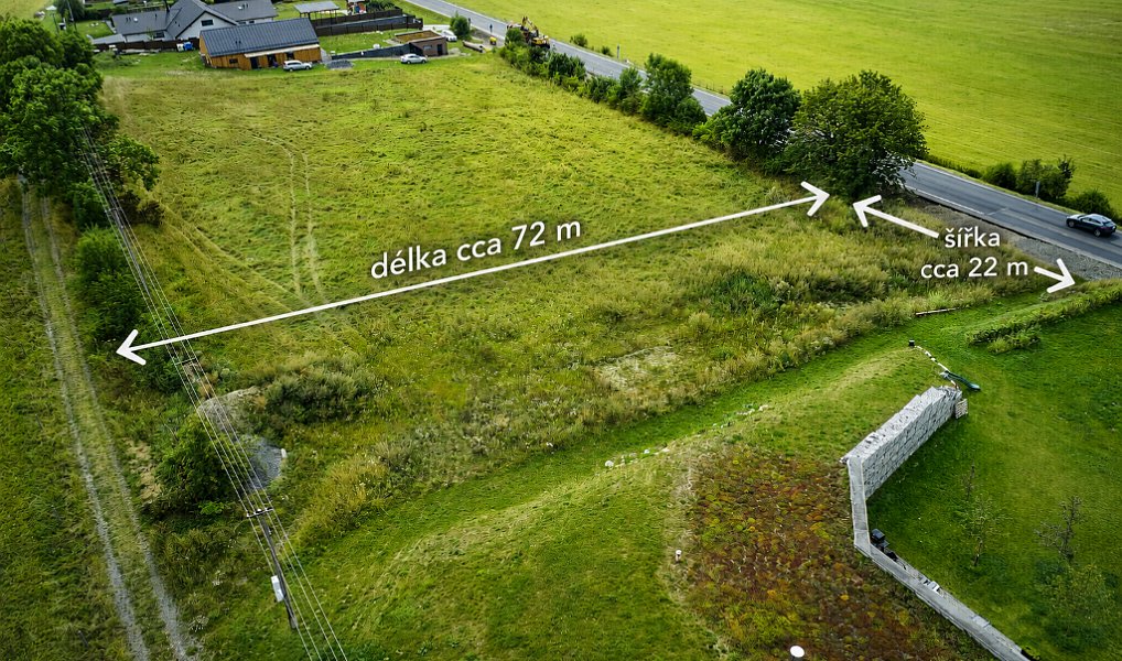 Prodej stavebního pozemku 1 720 m², Staré Město – náhled fotky 3