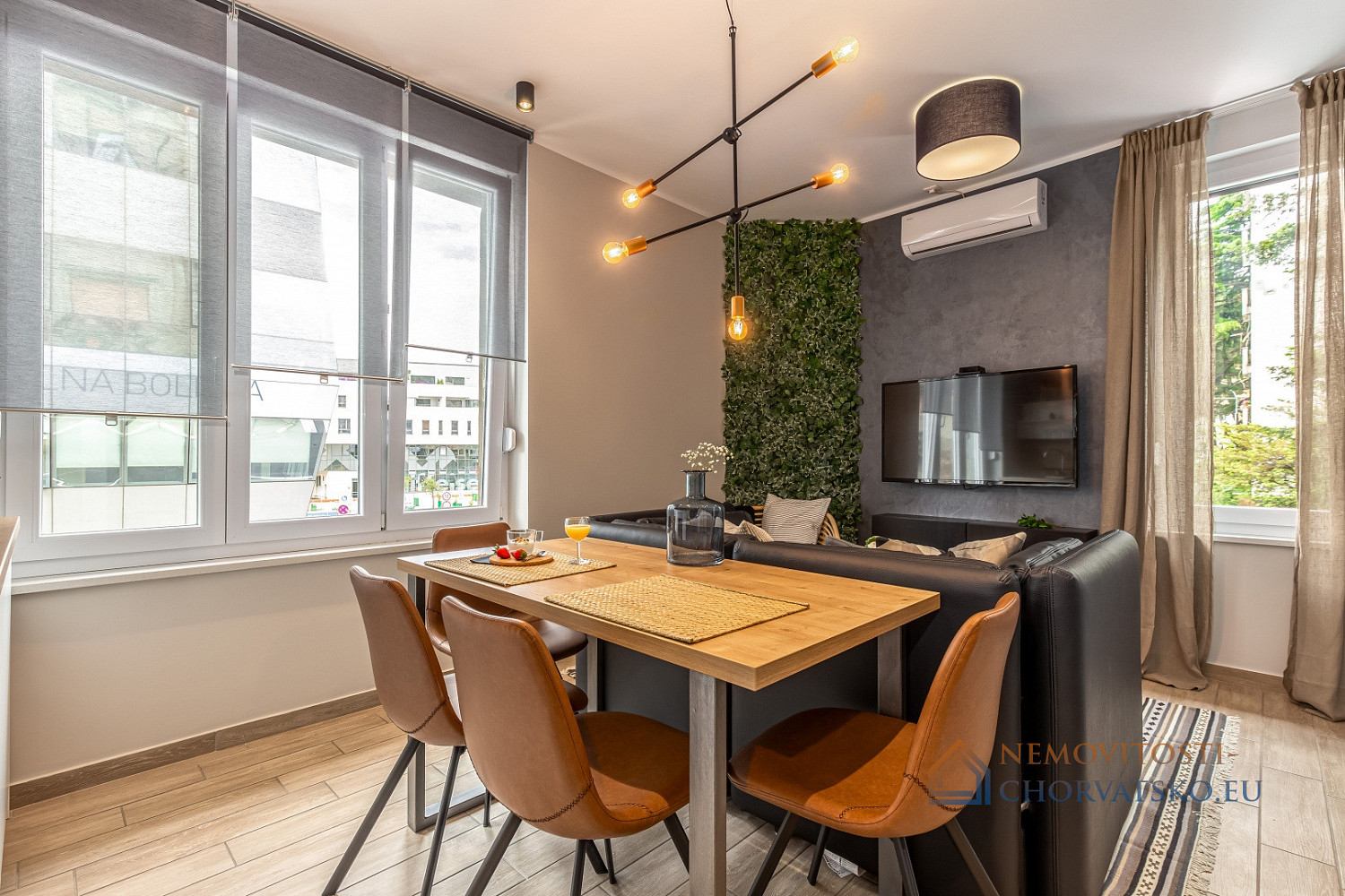Prodej bytu 1+kk 85 m² – pohled 2