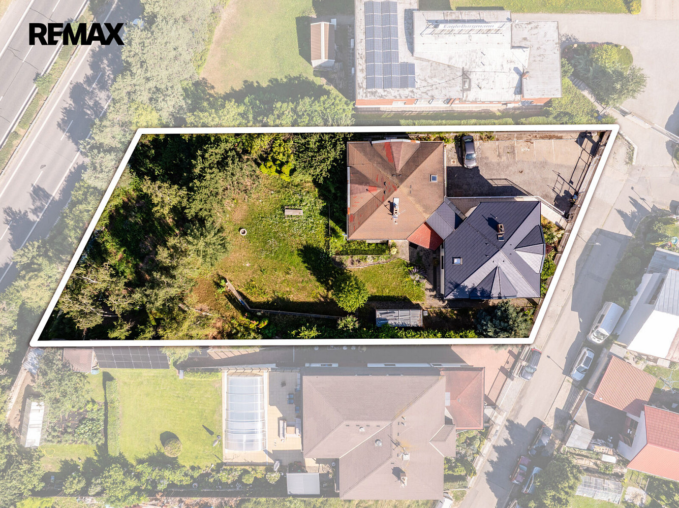 Prodej kanceláře 253 m² – fotografie 2