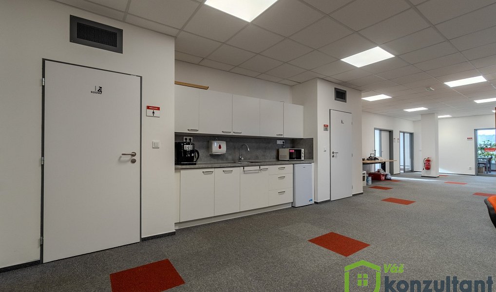Pronájem výrobních prostor 1 500 m², Ostrava – náhled fotky 19
