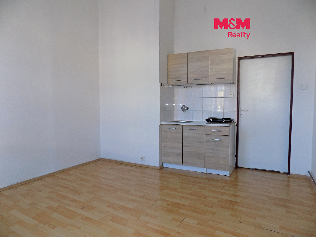 Pronájem bytu 1+kk 28 m²