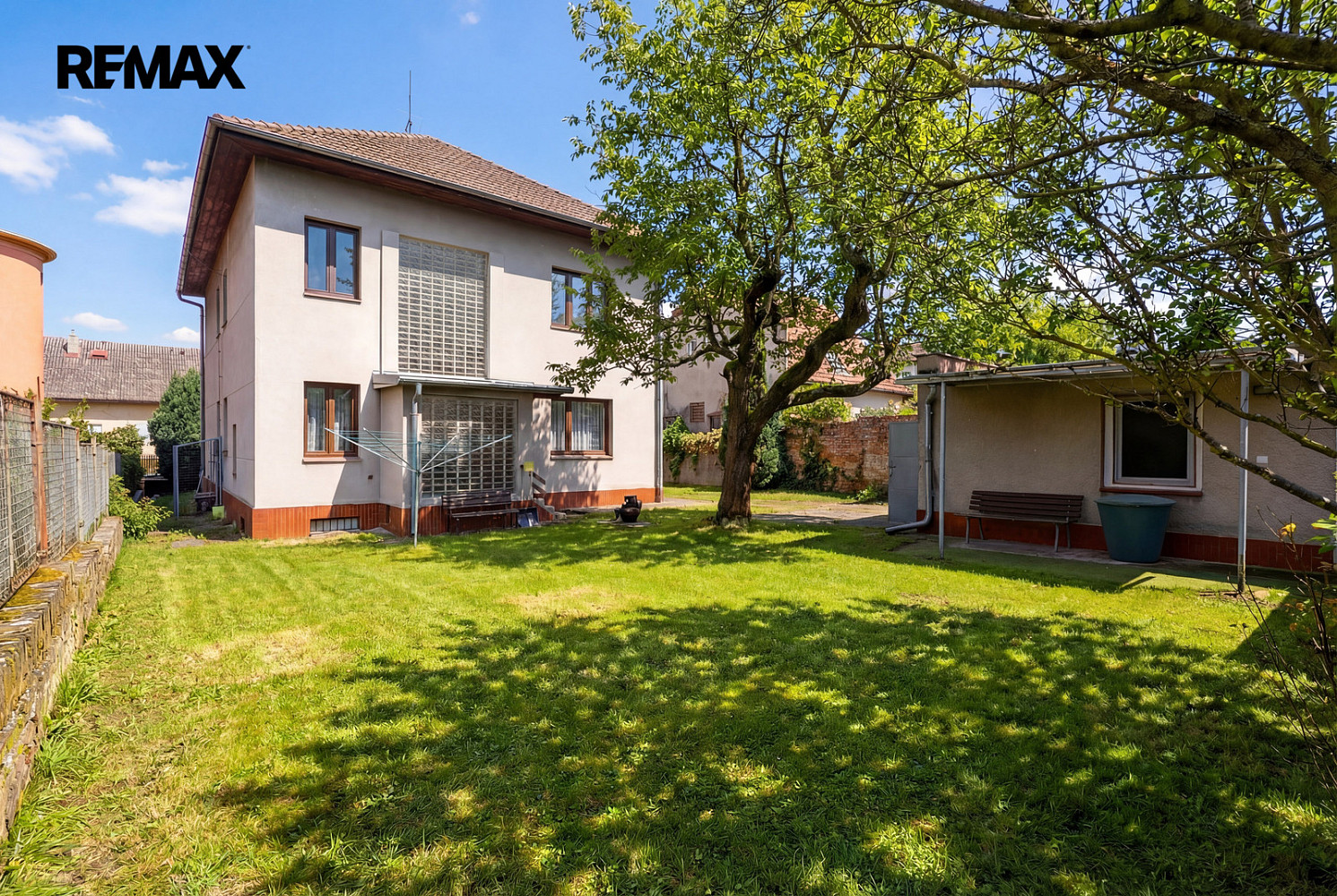Prodej domu 202 m² s pozemkem 596 m² — photo 2
