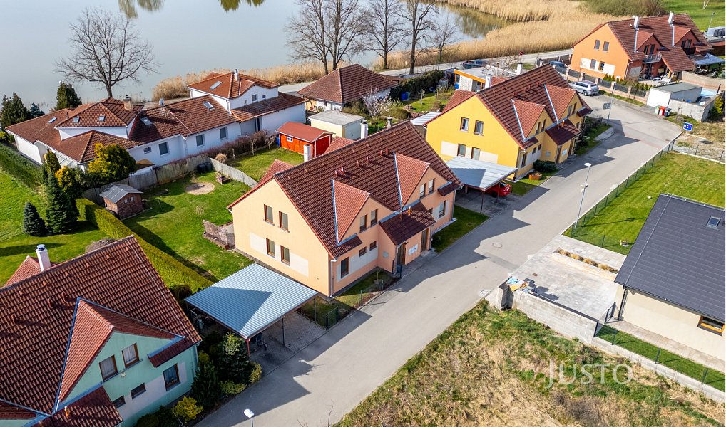 Prodej domu 141 m² s pozemkem 385 m², Třeboň – náhled fotky 41